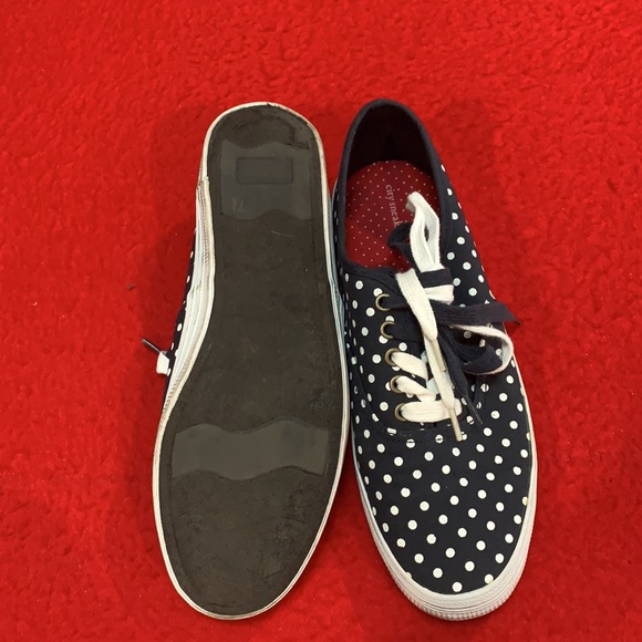 Sold!  
Polka dot sneakers - Picture 3 of 4